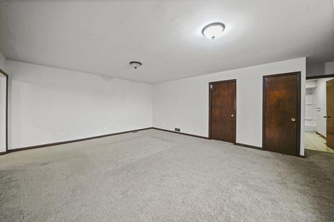8335 S Thomas Ave, Bridgeview, IL 60455 photo 17