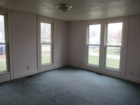 206 S Pine St, Fairmount, IL 61841 photo 11