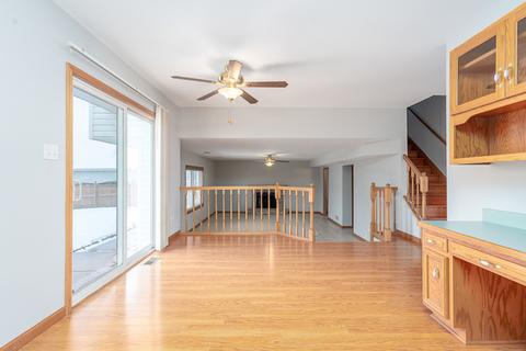 2110 Cumberland Dr, Plainfield, IL 60586 photo 9