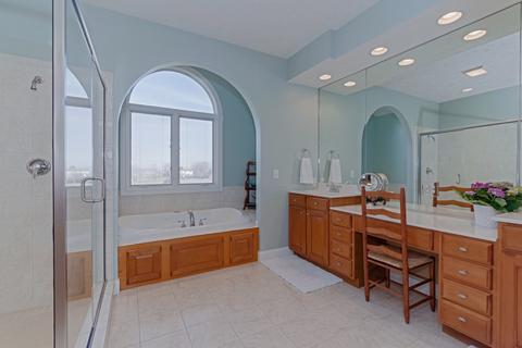 302 Northridge Cc Ests, Normal, IL 61761 photo 19