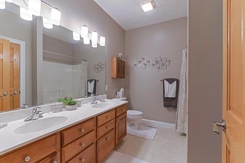 302 Northridge Cc Ests, Normal, IL 61761 photo 28