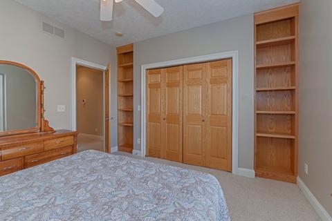 302 Northridge Cc Ests, Normal, IL 61761 photo 27