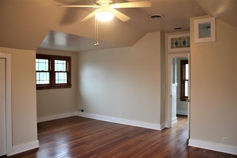29 E Pine Ave, Roselle, IL 60172 photo 21