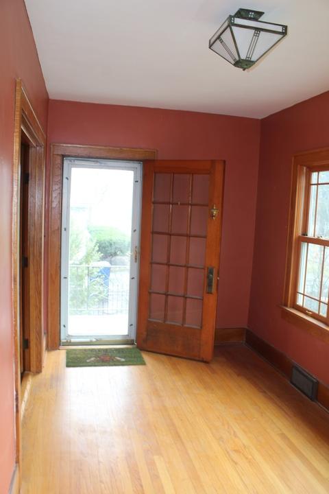 29 E Pine Ave, Roselle, IL 60172 photo 6