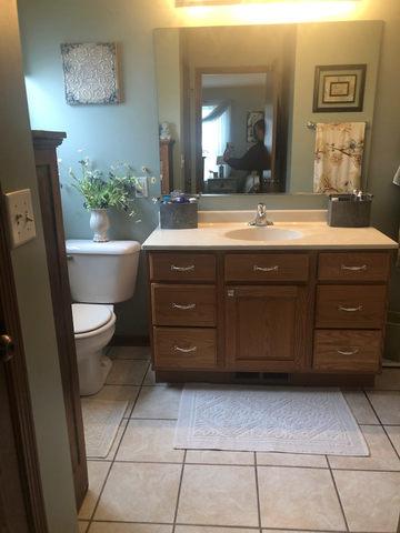 111 S Transit St, Creston, IL 60113 photo 10