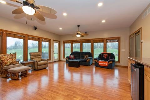2005 Stone Dr, Mchenry, IL 60051 photo 16