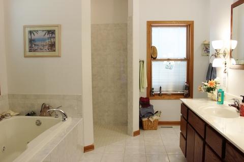 2005 Stone Dr, Mchenry, IL 60051 photo 20