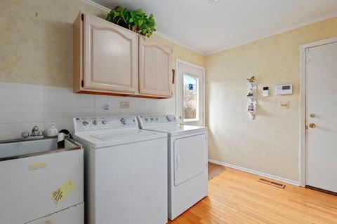 1611 Robin Ln, Glenview, IL 60025 photo 22
