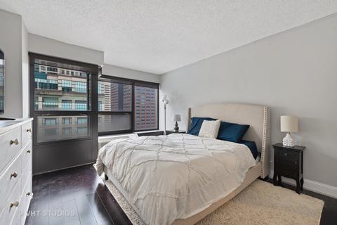 30 E Huron St #1301, Chicago, IL 60611 photo 7