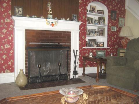 803 E 3rd St, Dixon, IL 61021 photo 10