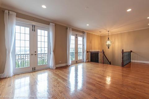 16 W534 Bluff Rd, Willowbrook, IL 60527 photo 9