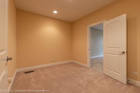 16 W534 Bluff Rd, Willowbrook, IL 60527 photo 40
