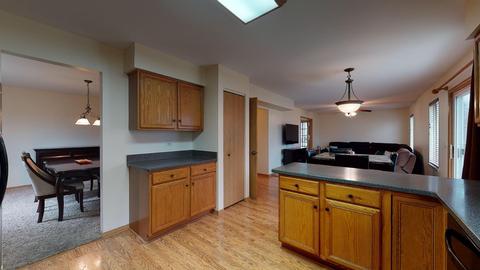 2717 Stuart Kaplan Dr, Aurora, IL 60503 photo 5