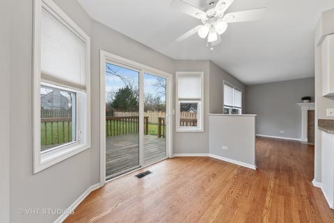 2286 Manchester Rd, Wheaton, IL 60187 photo 8