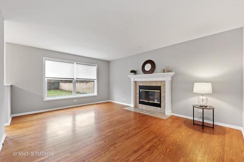 2286 Manchester Rd, Wheaton, IL 60187 photo 9