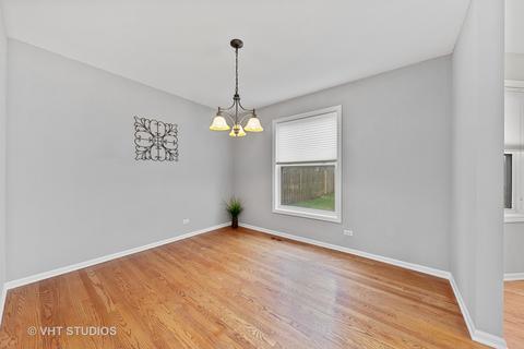 2286 Manchester Rd, Wheaton, IL 60187 photo 5