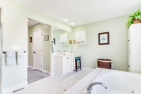 3 Scenic, Bloomington, IL 61701 photo 22