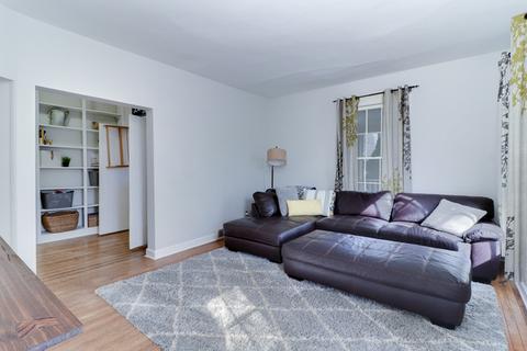 106 Fairview Ave, Bloomington, IL 61701 photo 25