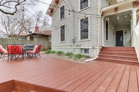 106 Fairview Ave, Bloomington, IL 61701 photo 2
