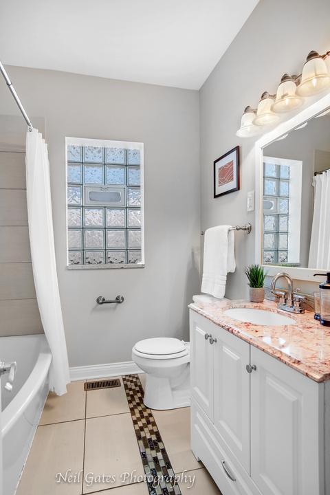 644 E 89th Pl, Chicago, IL 60619 photo 10
