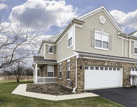 2301 Evergreen Cir, Mchenry, IL 60050 photo 1