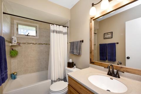 207 Hillside Ln, Bloomington, IL 61701 photo 28