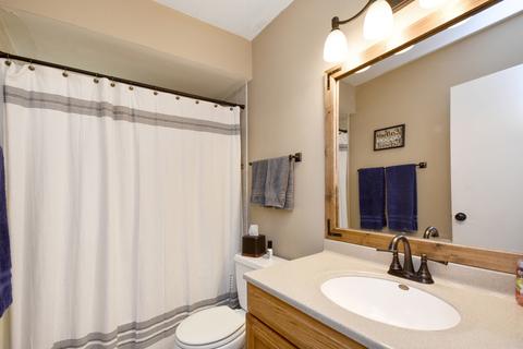 207 Hillside Ln, Bloomington, IL 61701 photo 25