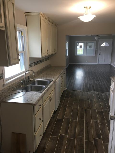 121 S Edison Ave, Elgin, IL 60123 photo 9
