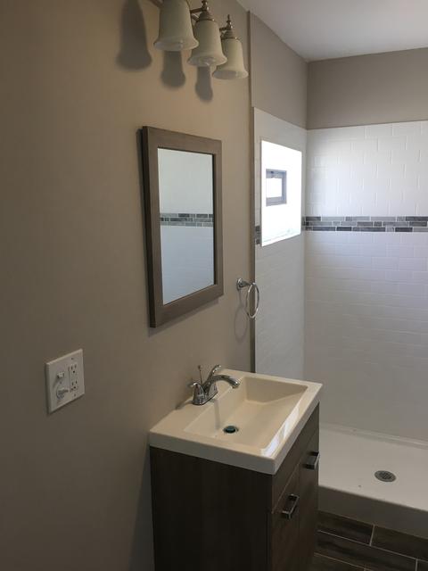 121 S Edison Ave, Elgin, IL 60123 photo 14