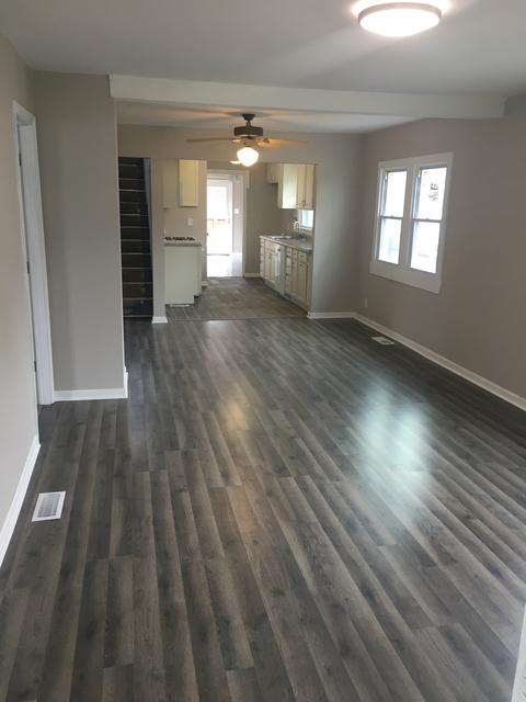 121 S Edison Ave, Elgin, IL 60123 photo 8