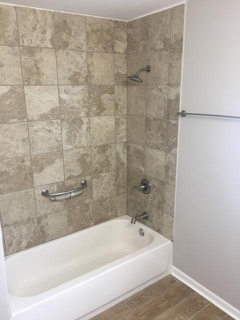 121 S Edison Ave, Elgin, IL 60123 photo 18