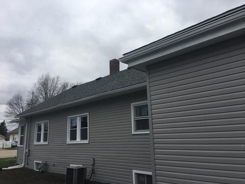 121 S Edison Ave, Elgin, IL 60123 photo 3