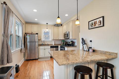 3706 Maple Ave, Brookfield, IL 60513 photo 8