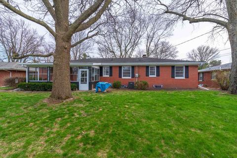 2304 E Jackson St, Bloomington, IL 61701 photo 17
