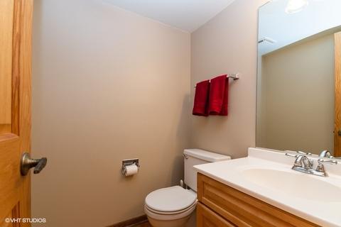 1100 Dresden Dr, Hoffman Estates, IL 60192 photo 20