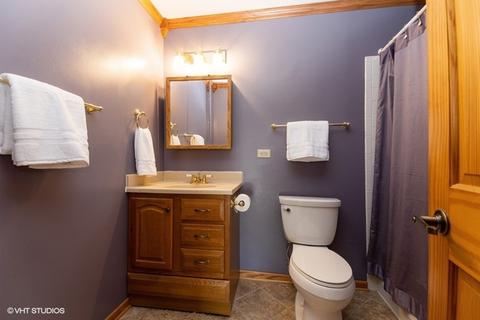 1100 Dresden Dr, Hoffman Estates, IL 60192 photo 18