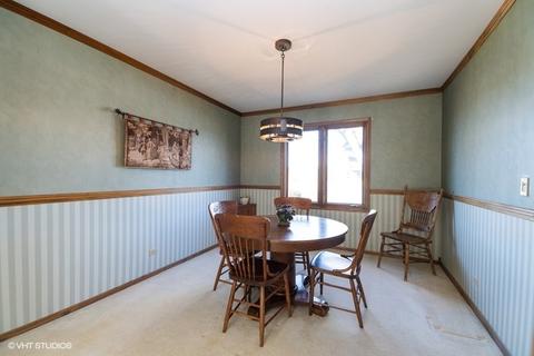 1100 Dresden Dr, Hoffman Estates, IL 60192 photo 12