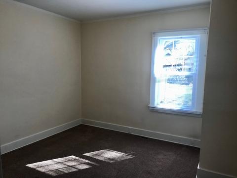 1005 Hill Ave, Elgin, IL 60120 photo 12