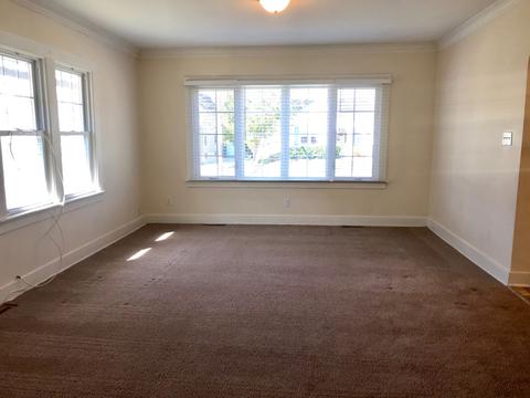 1005 Hill Ave, Elgin, IL 60120 photo 3