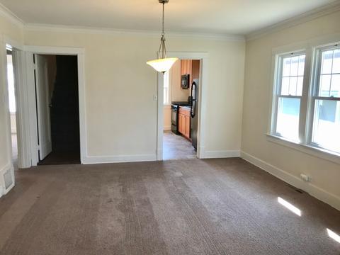 1005 Hill Ave, Elgin, IL 60120 photo 6