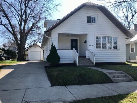1005 Hill Ave, Elgin, IL 60120 photo 1