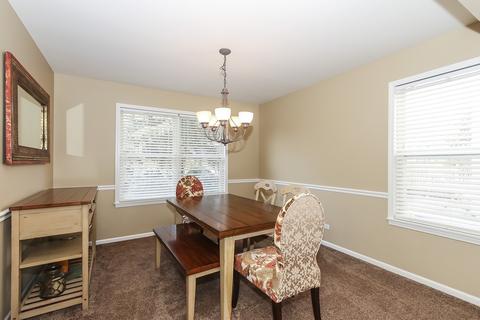 1544 Derby Ln, Bartlett, IL 60103 photo 5
