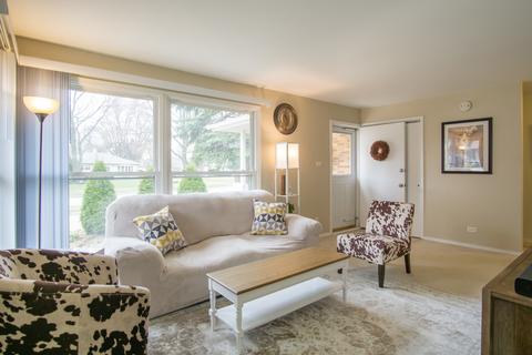 3108 Martin Ln, Rolling Meadows, IL 60008 photo 2