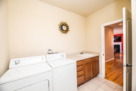 8625 Linder Ave, Burbank, IL 60459 photo 17