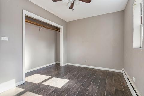 321 Ryerson Ave, Elgin, IL 60123 photo 8