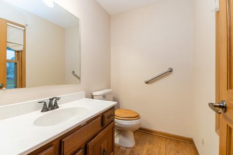 1850 Ridgewood Ln, Hoffman Estates, IL 60192 photo 20
