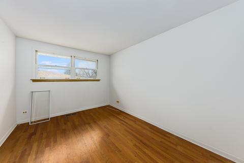 914 S Owen St, Mount Prospect, IL 60056 photo 7