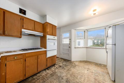914 S Owen St, Mount Prospect, IL 60056 photo 4