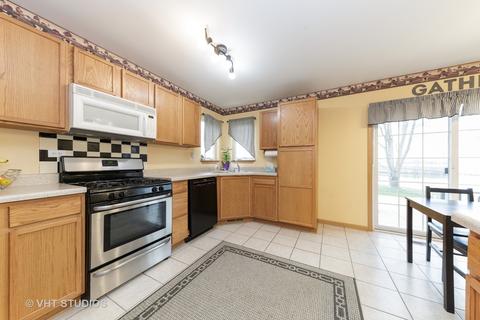 831 Casey Ln, Harvard, IL 60033 photo 6