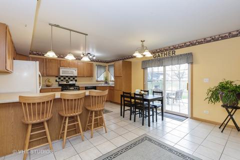831 Casey Ln, Harvard, IL 60033 photo 5